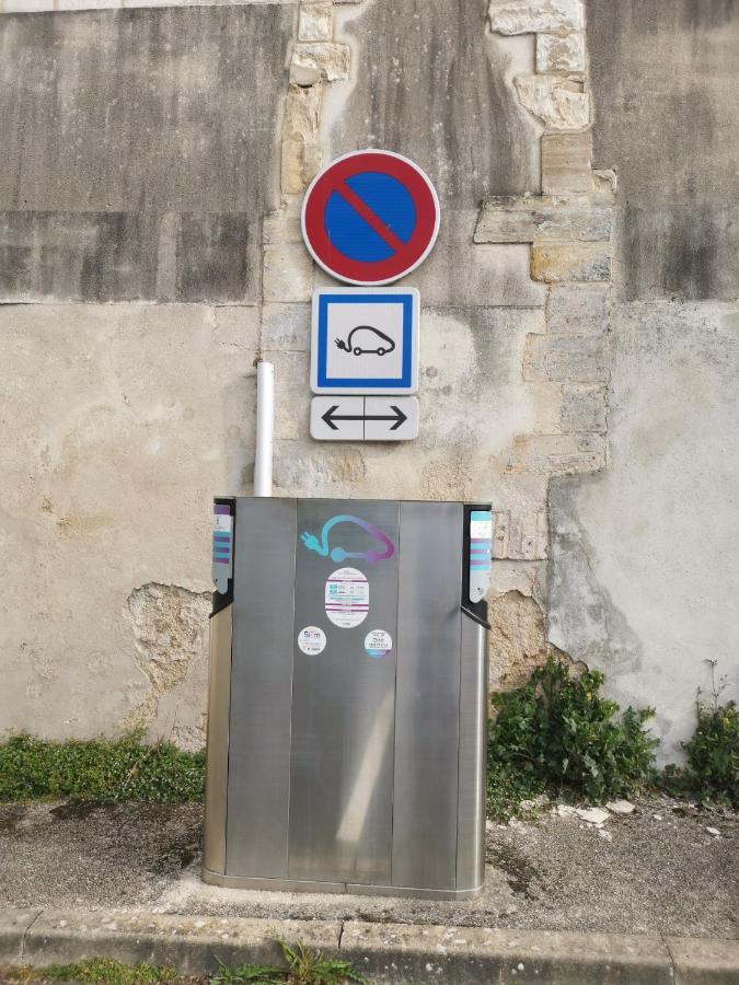 Le Clos Du Lys Châlons-en-Champagne Exterior foto